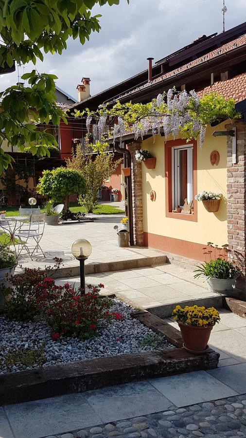 B&B La Cascina Di Monia E Mario Borgo Ticino Extérieur photo
