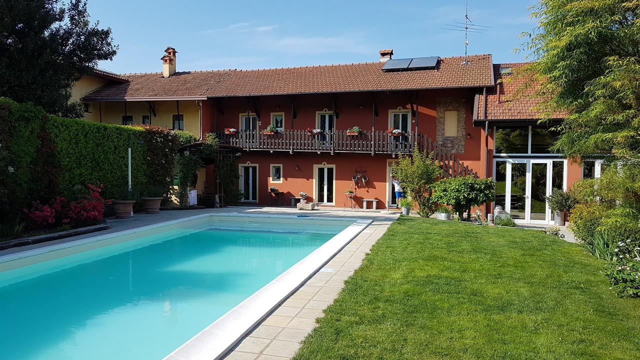 B&B La Cascina Di Monia E Mario Borgo Ticino Extérieur photo