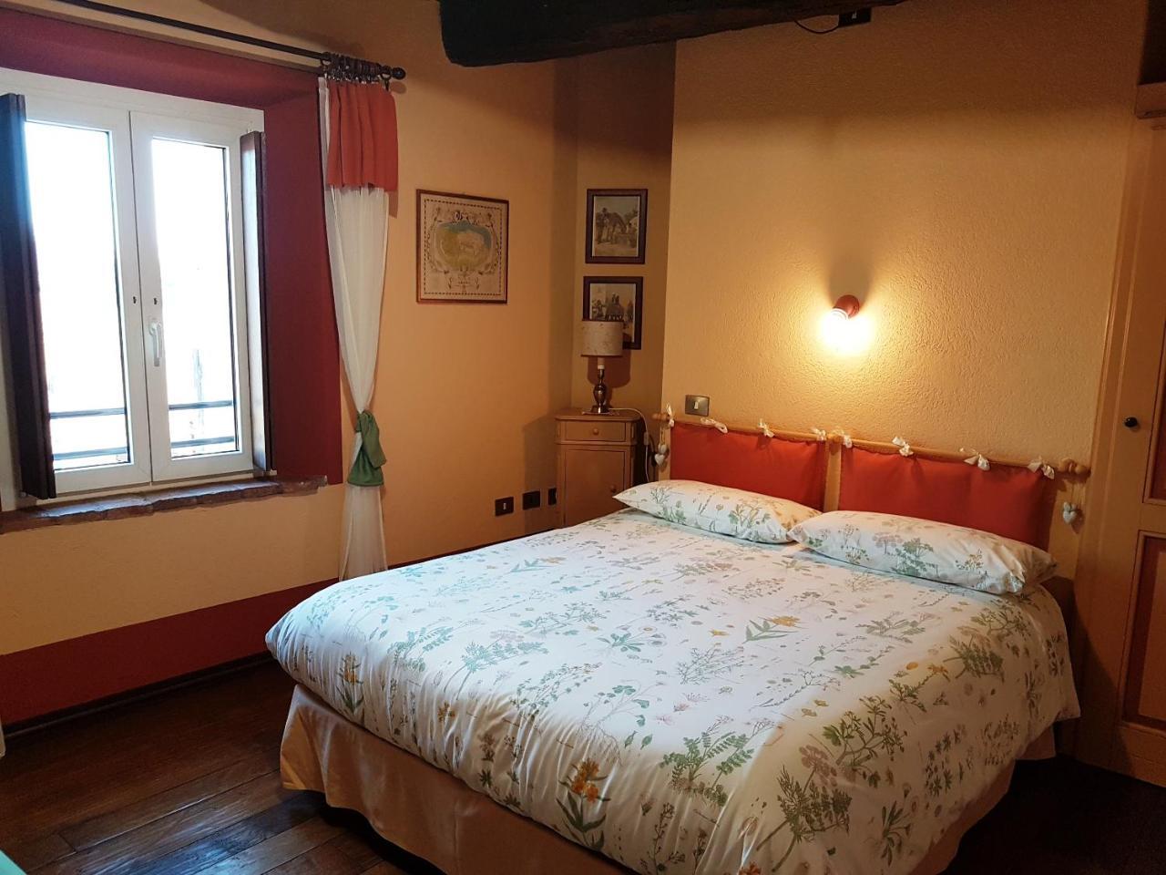 B&B La Cascina Di Monia E Mario Borgo Ticino Extérieur photo