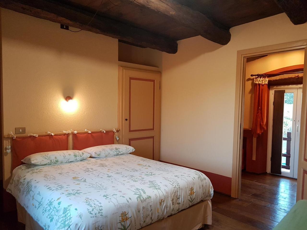 B&B La Cascina Di Monia E Mario Borgo Ticino Extérieur photo